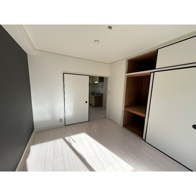 メゾン中郷の居間・リビング