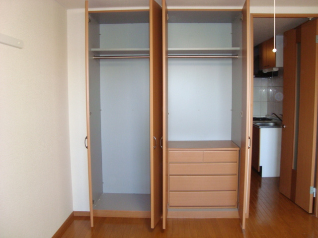 スウィートガーデンの収納|クローゼット（イメージ）