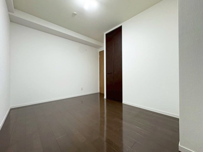 【洋室】 | サンメゾン豊中末広町ELDO