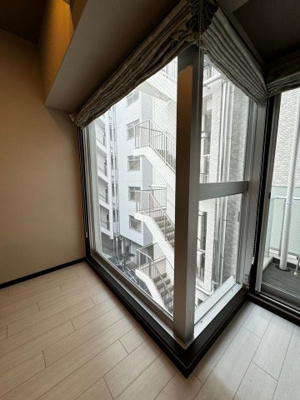 【洋室】 | サンネクテール天満橋