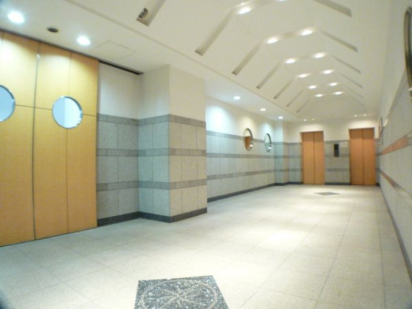 イリップス船堀のロビー|EVホール