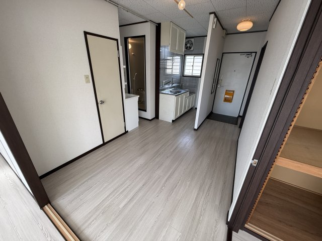 ラプラーニュ参番館の内装