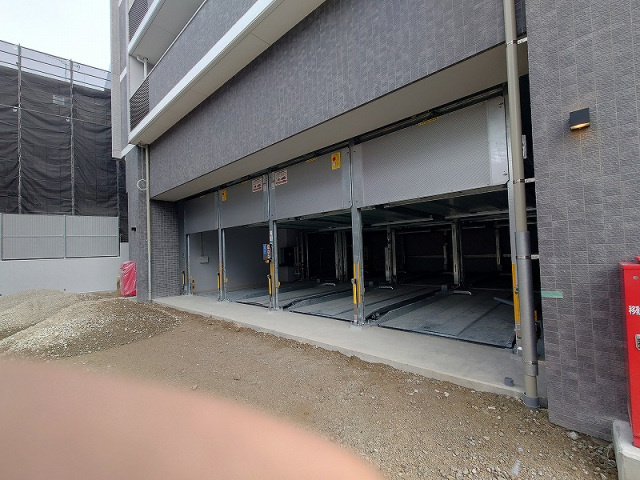 パークヒルズ中筋の駐車場