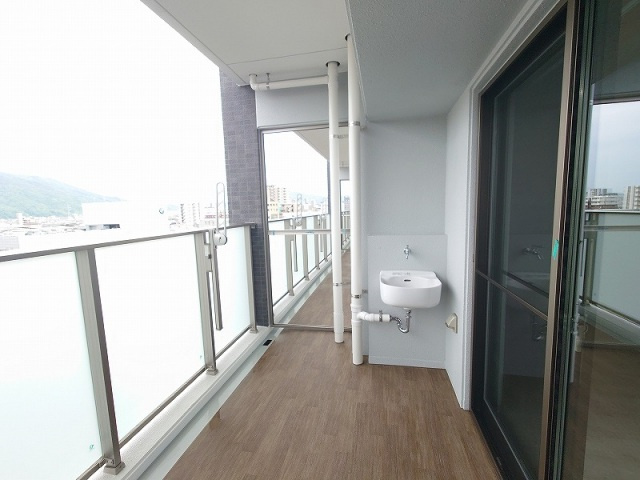 パークヒルズ中筋のバルコニー