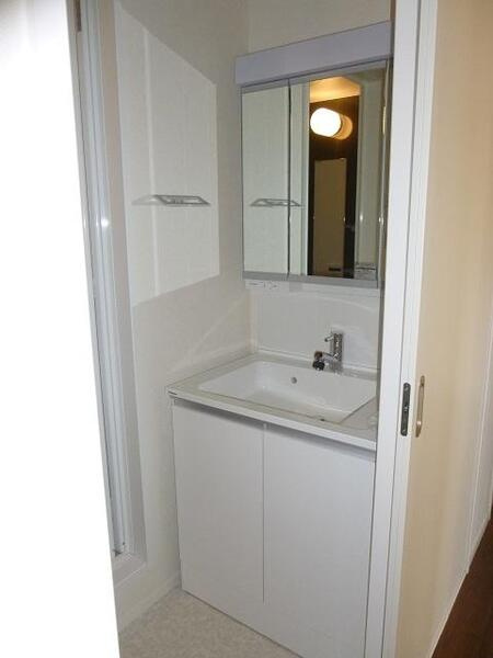 リスティガーデン白山の洗面所