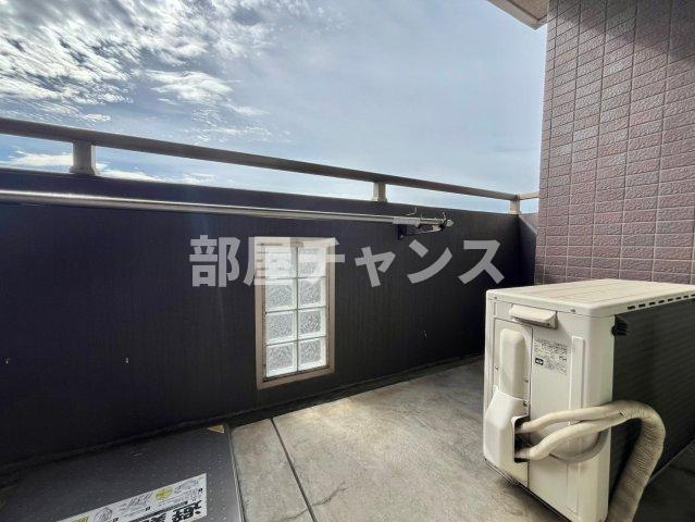 LiVEMAX　MOONのバルコニー