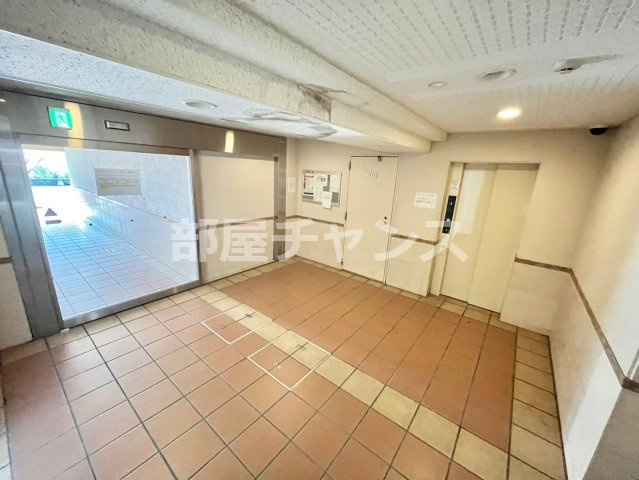 LiVEMAX　MOONのロビー