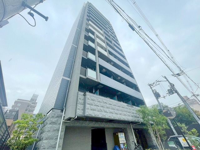 PHOENIX新大阪の外観