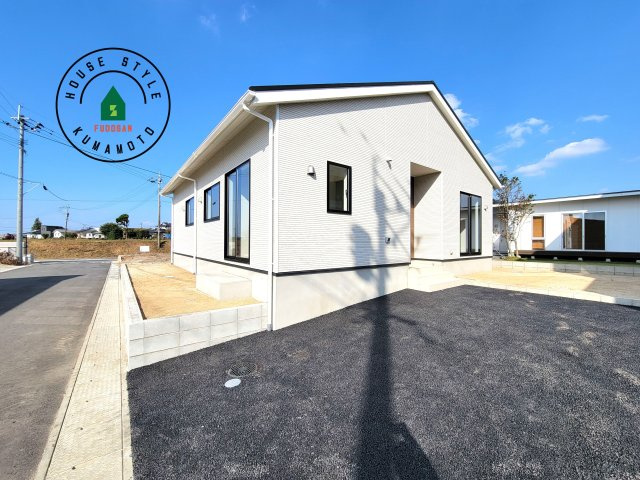 合志市栄第5-2棟(1号棟)の外観|デザイン性のある外観です。