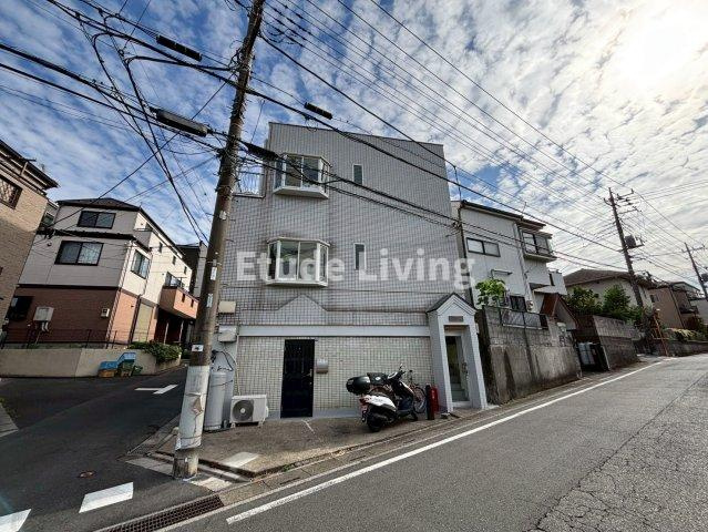 トリポッド　Ⅰの外観