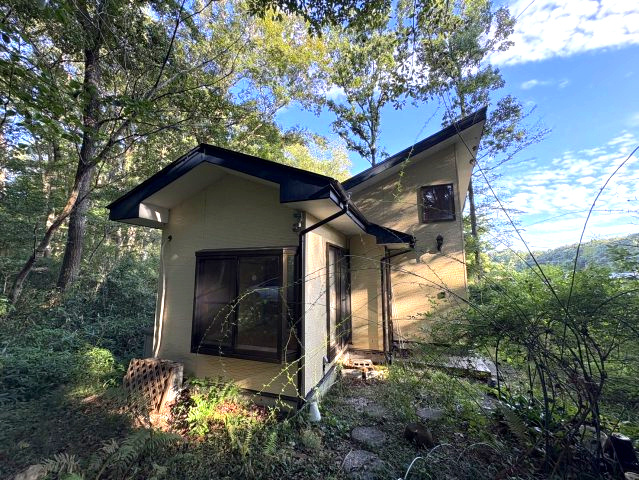 山林に囲まれた中古平屋建　那須町寺子丙 の外観|物件の外観です