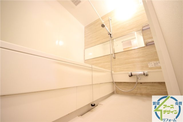 クレモンティーヌ　Cの浴室|※類似部屋