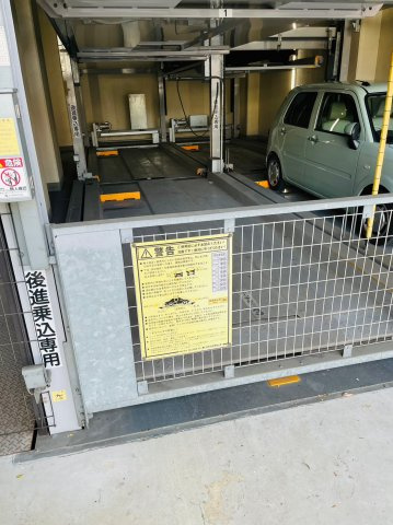 仲介手数料0円！！アルバ志賀本通の駐車場