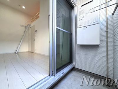 【バルコニー】 | エスペランサ和 | 広々としたバルコニーです