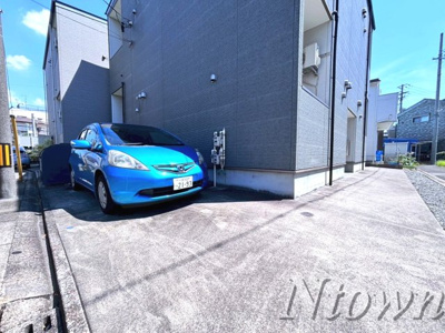 【駐車場】 | エスペランサ和 | 駐車場があるので、車を買う予定の方も安心です