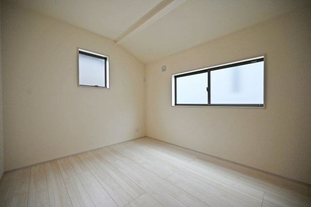 リーブルガーデン南甲子園2丁目新築一戸建て│全3区画│2SLDK・3LDKの洋室|-洋室6帖(2F)-