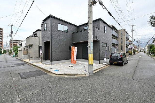 リーブルガーデン南甲子園2丁目新築一戸建て│全3区画│2SLDK・3LDKの外観|阪神本線「甲子園」駅徒歩18分の立地、耐震含む住宅性能評価7項目で最上位取得◎の新築戸建が新規分譲開始致しました！皆様からのご連絡を心よりお待ちしております。