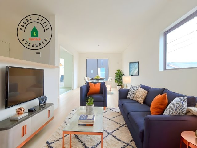 山鹿市川端町第4-2棟(1号棟)の内観：施工例|明るく開放的なリビングダイニングは豊かな陽光が注ぎ込み、やすらぎの空間を演出してくれます。ご家族で楽しいひとときをお過ごし下さい。※家具はCGを合成したものです。同社仕様