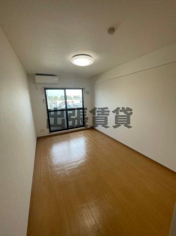 仲介手数料0円！！A・City中川の居間・リビング