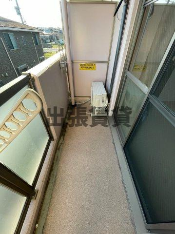 仲介手数料０円！リヴィエール新のバルコニー