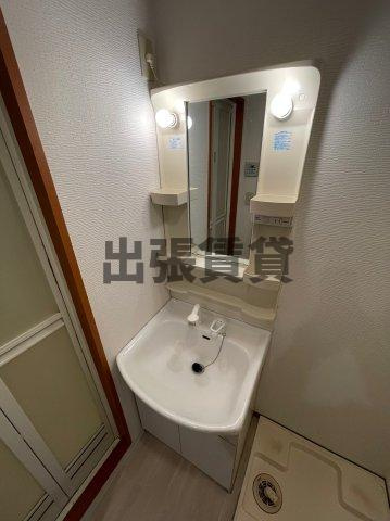 仲介手数料０円！リヴィエール新の洗面所