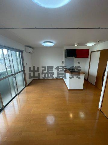 仲介手数料０円！アンビシャスの居間・リビング