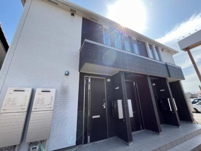 【外観】 | ロイヤルハイツ　フローラ | 外観写真（昼）