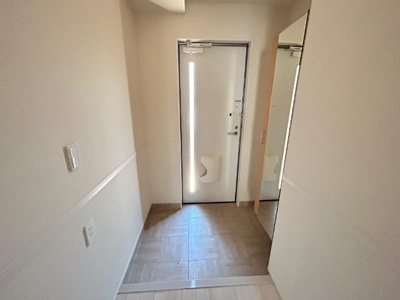 【玄関】 | ロイヤルハイツ　フローラ | 玄関（イメージ）