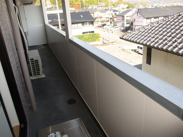 パストラルモリの駐車場