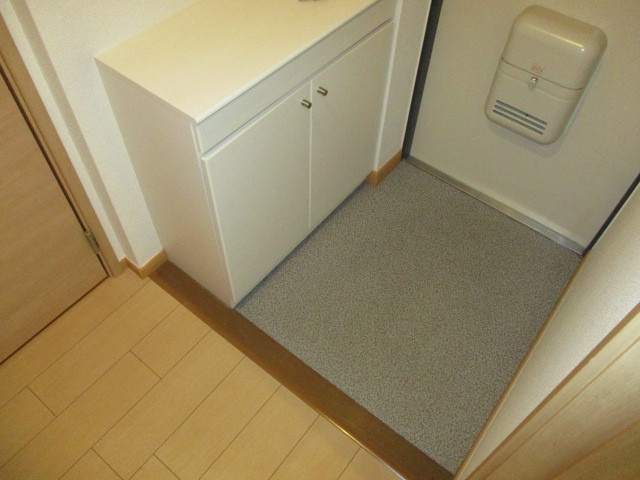 パストラルモリの玄関