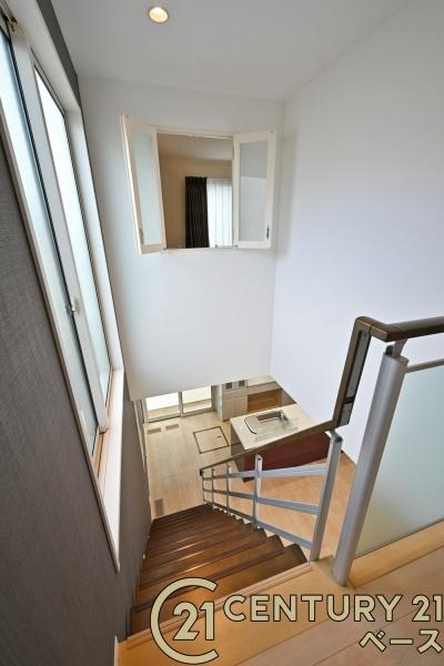 香芝市良福寺　一戸建の内装|■現地撮影写真■こちらは階段になっております。
