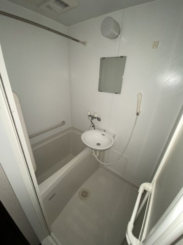 レオネクストパインヒルの浴室