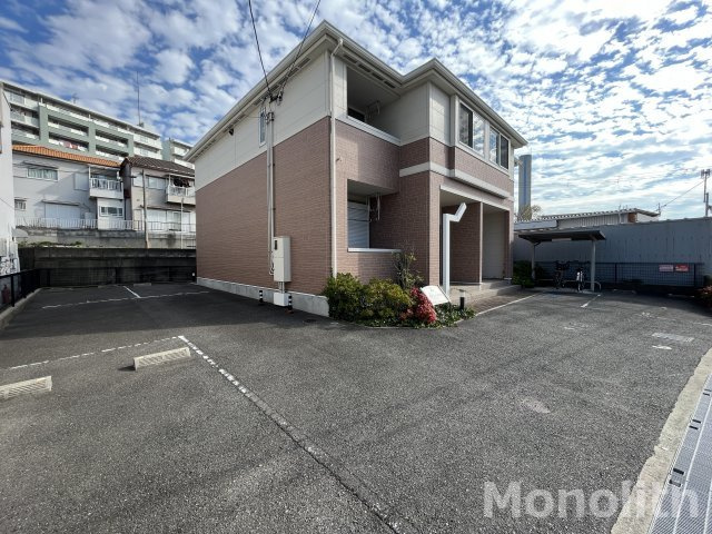 メゾンアイリスの駐車場