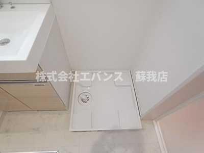 【洗面所】 | フォンティーナ蘇我 | 広い洗面スペース