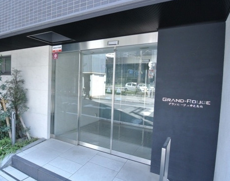 グランルージュ中之島南のエントランス
