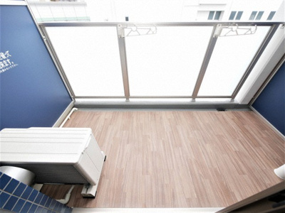 【バルコニー】 | プレサンス福島ミッドエル | バルコニーからの眺めを楽しみながら食事をしませんか