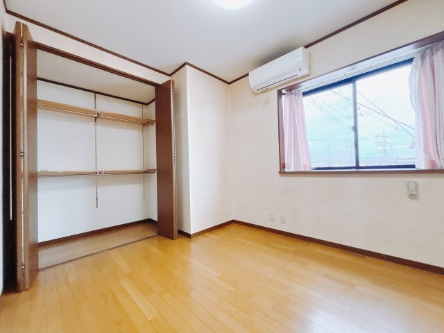 【中古戸建】伊勢崎市田中島町の洋室