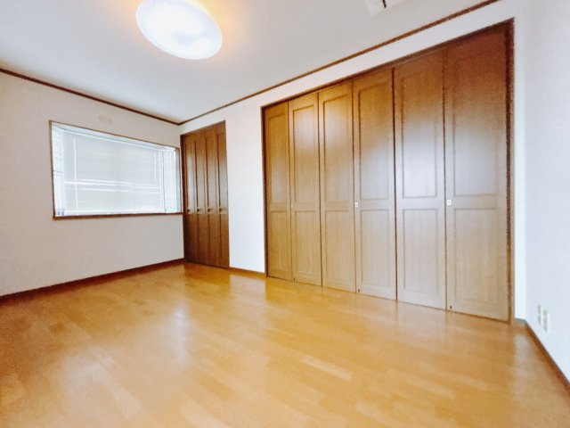 【中古戸建】伊勢崎市田中島町の洋室