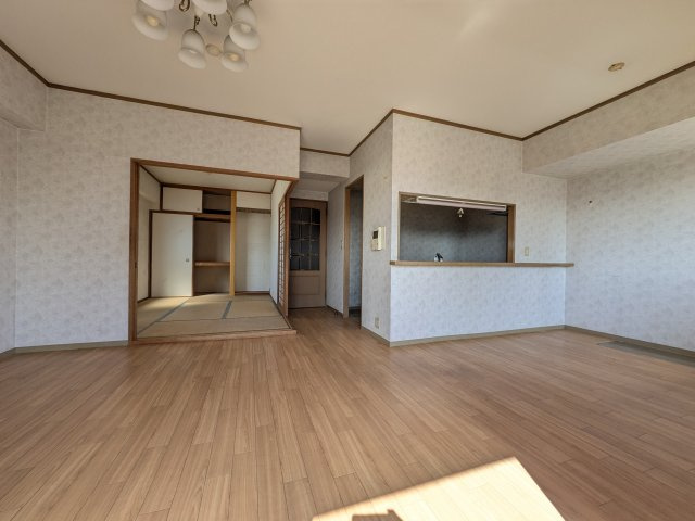 【居間・リビング】