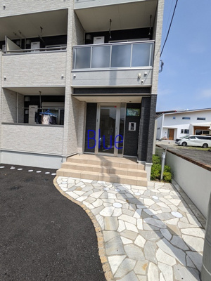 【エントランス】 | ロアー・マカナ北鎌倉