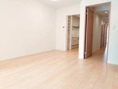 【居間・リビング】 | 緑の街四号棟 | おしゃれな居間です