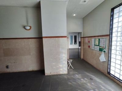 【エントランス】 | クリオ衣笠参番館 | 清潔なエントランスです