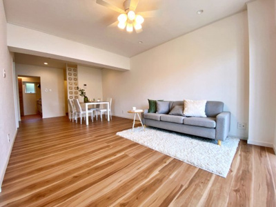 【居間・リビング】 | ライオンズマンション長者ヶ崎 | おしゃれな居間です