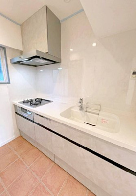 【キッチン】 | ライオンズマンション長者ヶ崎 | お料理しやすいキッチンです