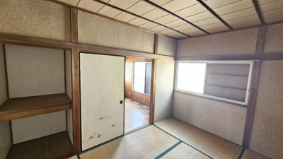 【和室】 | 富士見町3丁目中古戸建 | 和室があれば、来客や子供用のスペースとして活躍します