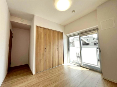 【洋室】 | ハイラーク上大岡 | 落ち着いた色調の洋室です