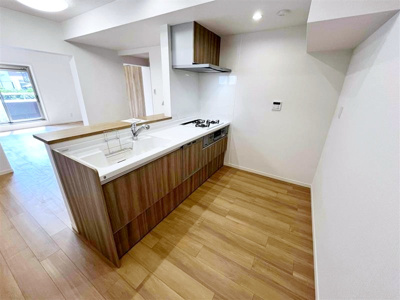 【キッチン】 | サニーウェル三渓園西館 | きれいなキッチンです