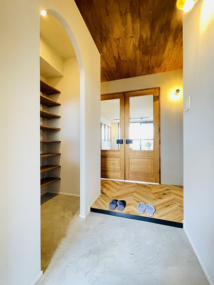 【玄関】 | レークヒルズ野多目１番館Ｂ棟