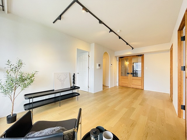 【居間・リビング】 | レークヒルズ野多目１番館Ｂ棟