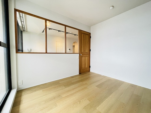 【洋室】 | レークヒルズ野多目１番館Ｂ棟